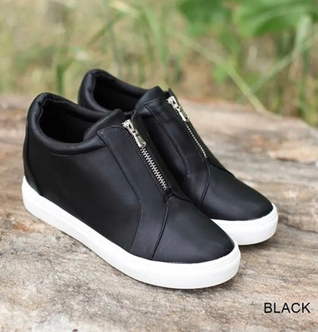 Low top wedge sneakers (black)